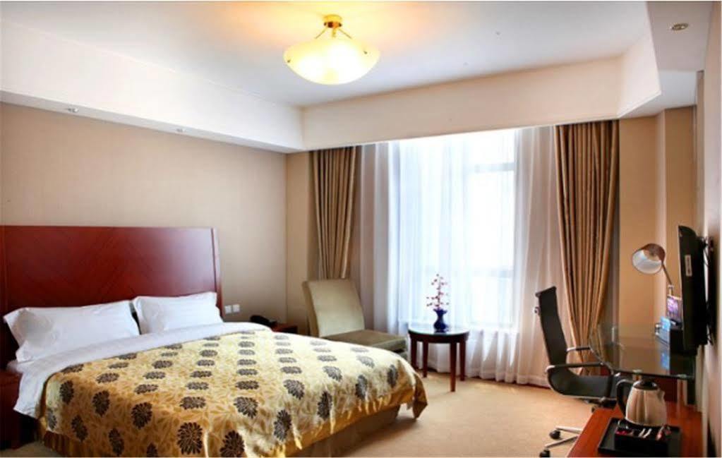 Dalian Furong International Hotel מראה חיצוני תמונה