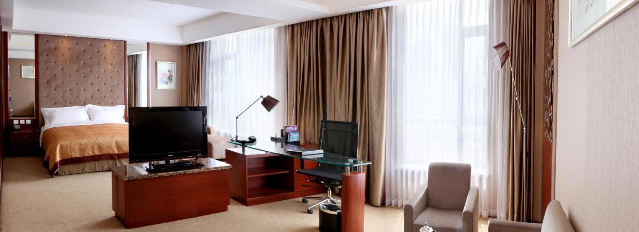 Dalian Furong International Hotel מראה חיצוני תמונה